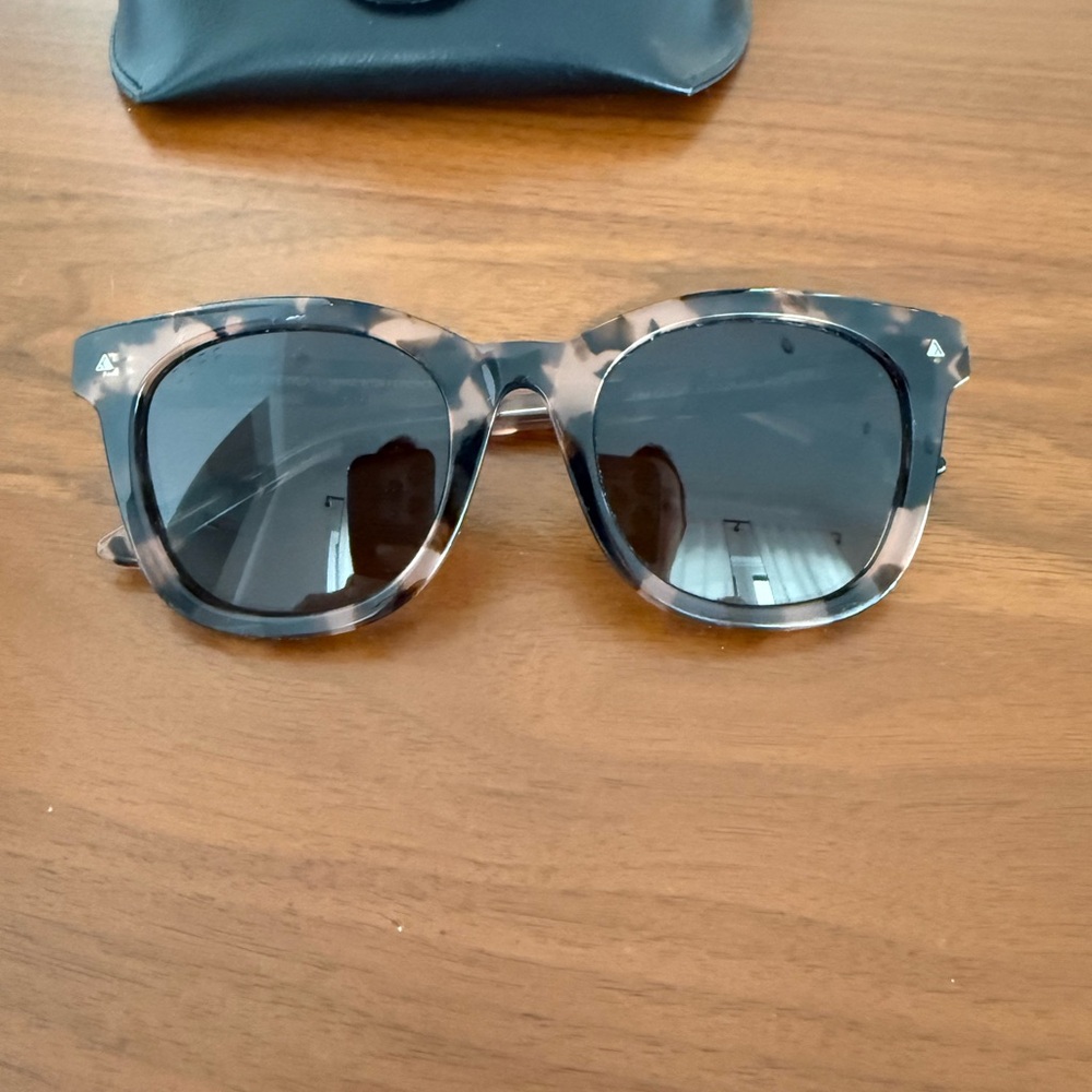 Diff Bella Tortoise Sunglasses - image 3